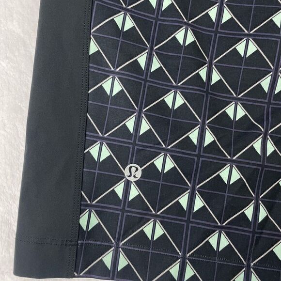 Mens Lululemon Swim Shorts  - Picture 4 of 4